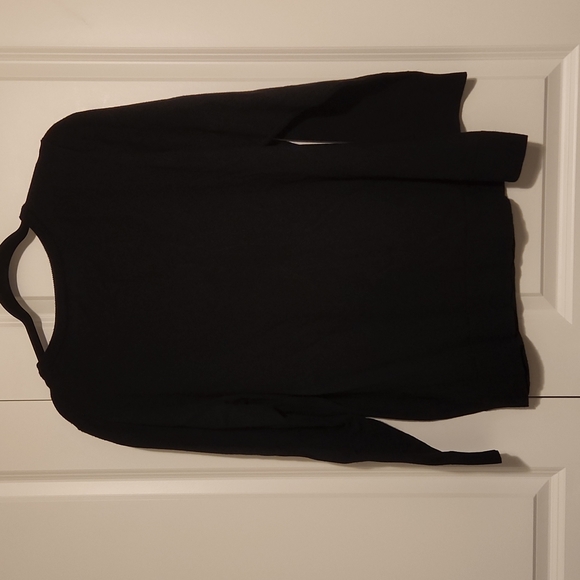 Susan Graver XL Black Sweater with Pleather pocket - Picture 4 of 4